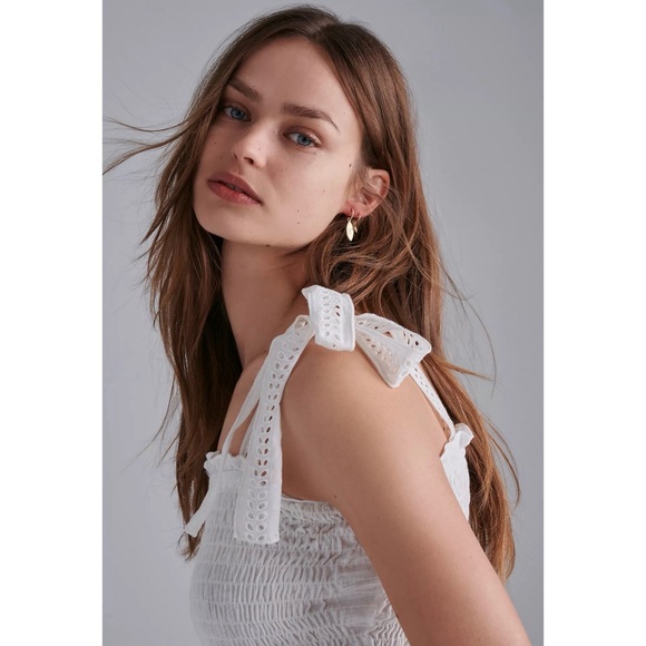 Anthropologie Stephanie Smocked Eyelet Tank With Bows NWT SZ L-XL - Picture 2 of 16